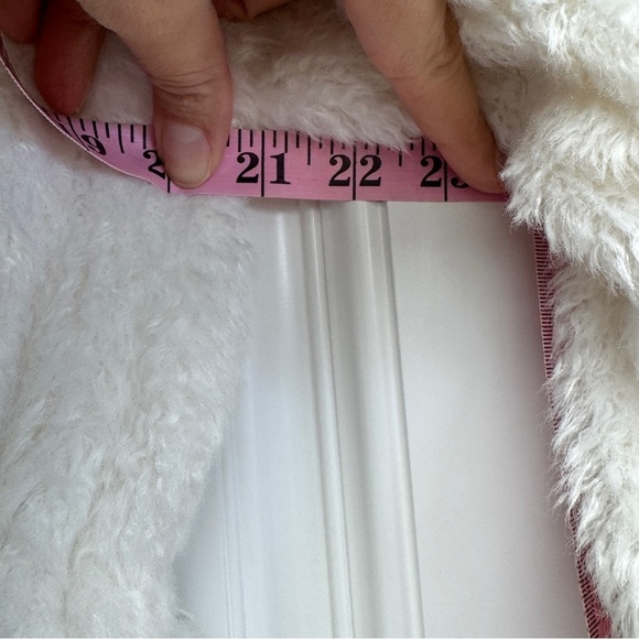 Anthropologie Maeve White Cinched Faux Fur Coat - Picture 10 of 16